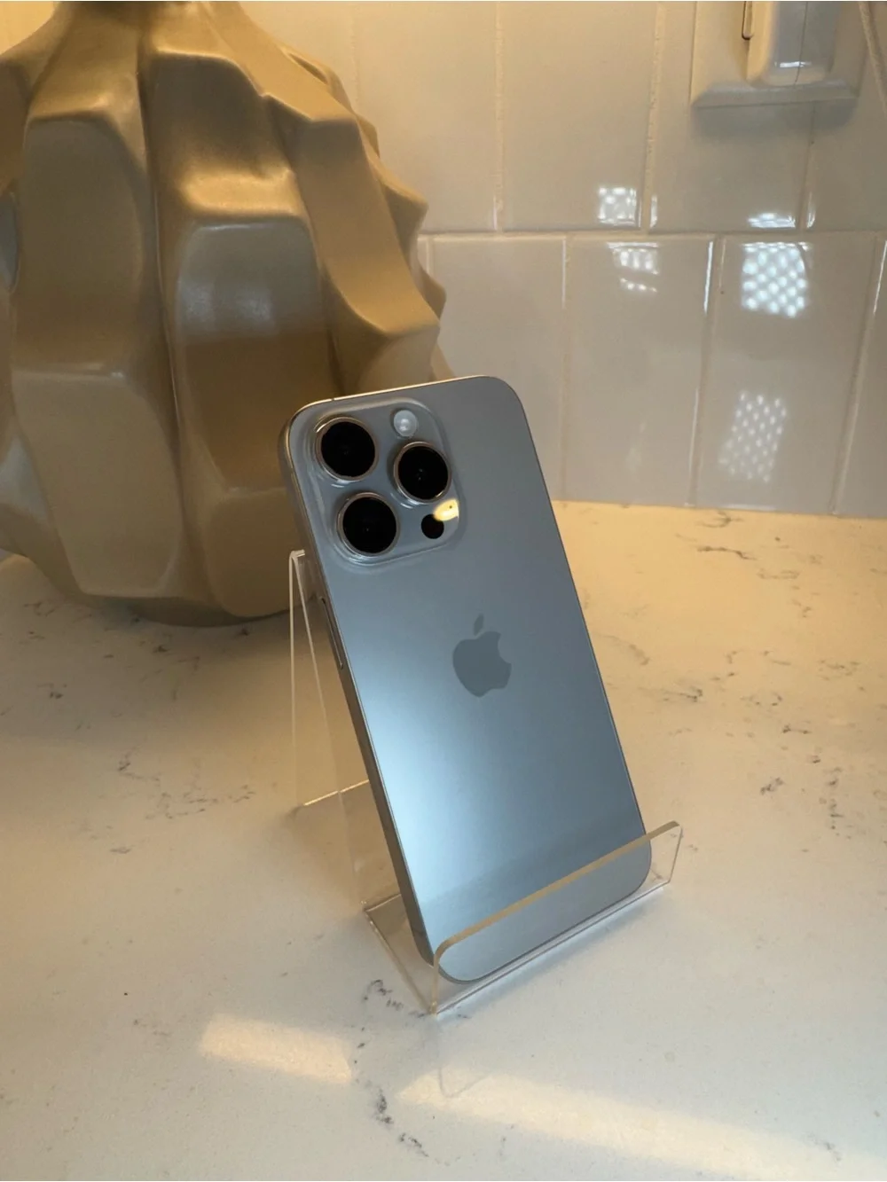Apple iPhone 15 Pro 256GB Natural Titanium